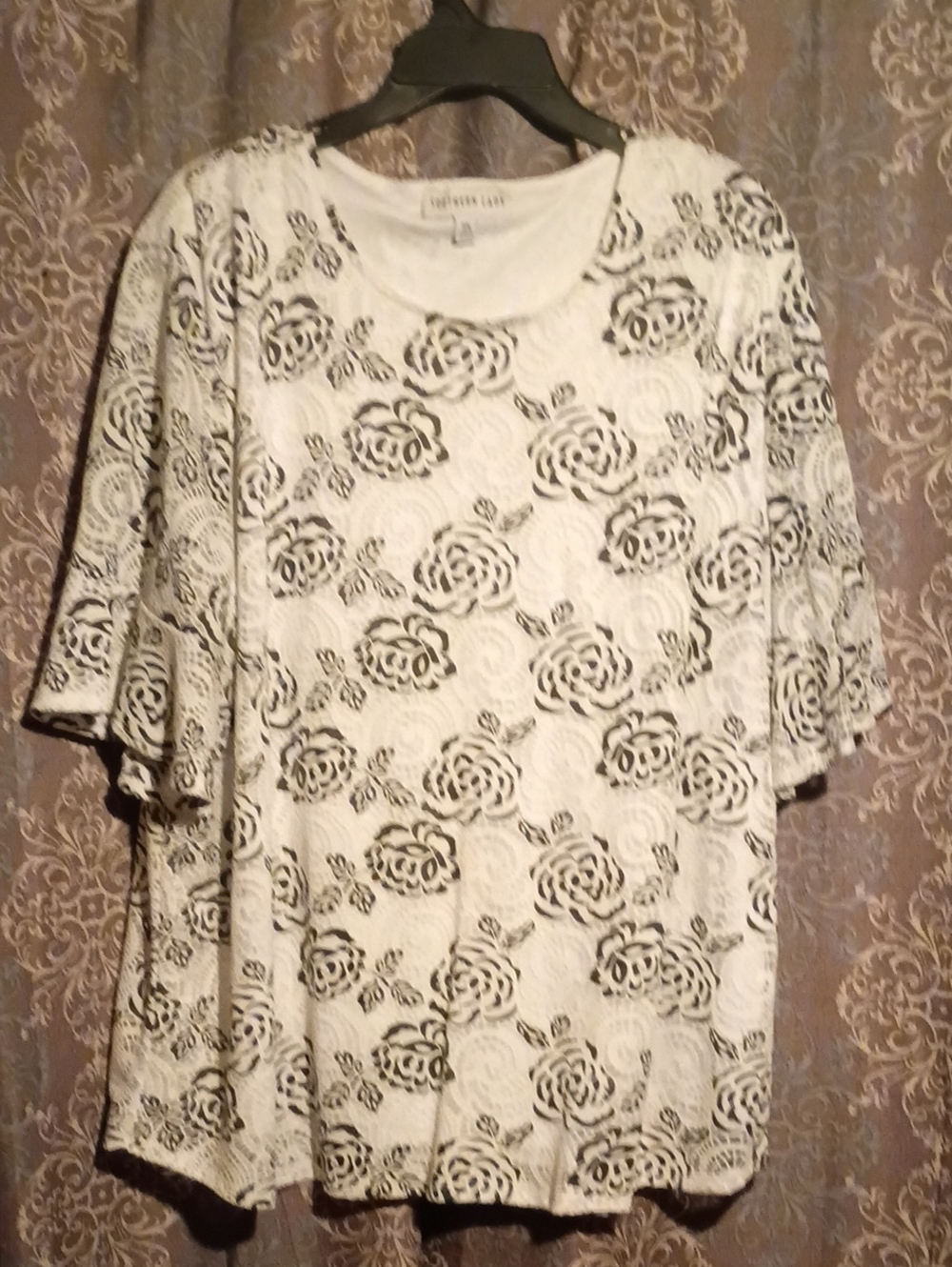 Southern Lady White Knit Tunic with Black Floral Lace Print